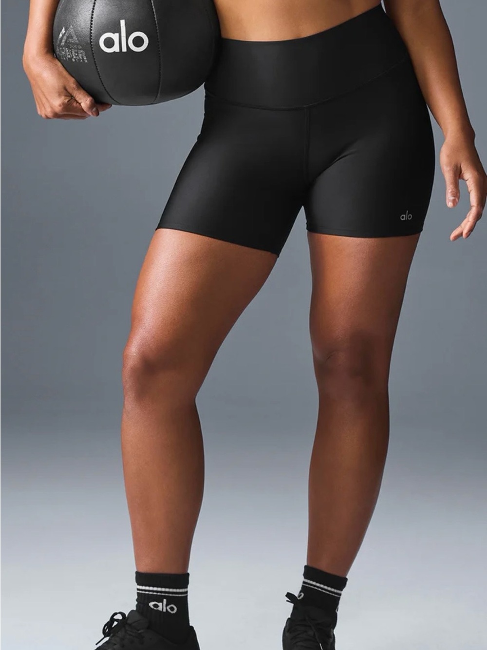 ALO Yoga 5" Airlift Energy Short - Black